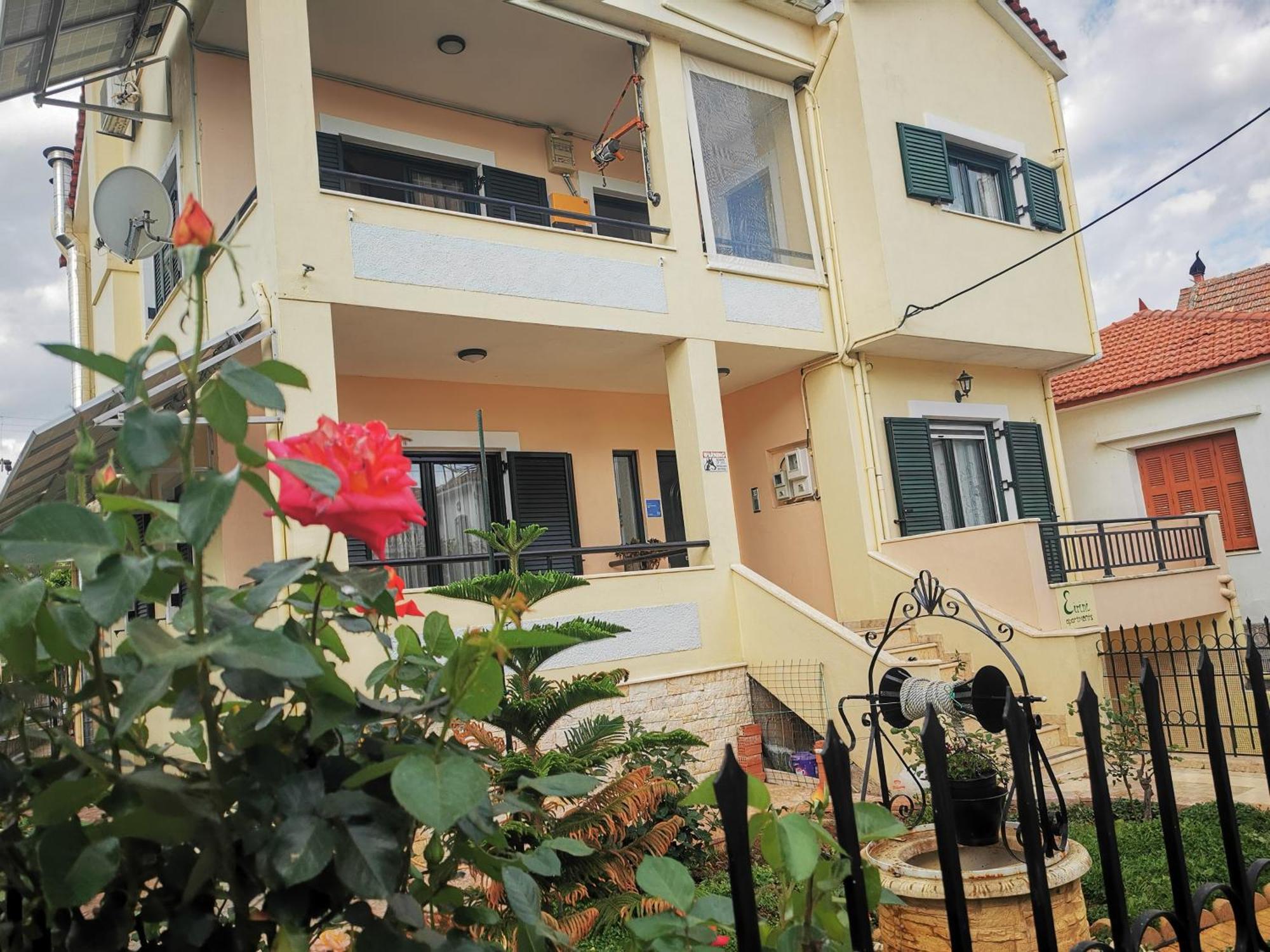 Studio Apartments Eirini Pyrgi Thermis Buitenkant foto